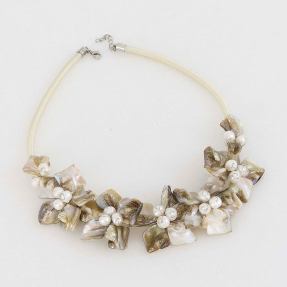 Choker Necklace  with Natural Heishi Pearls - Picture 1 of 2